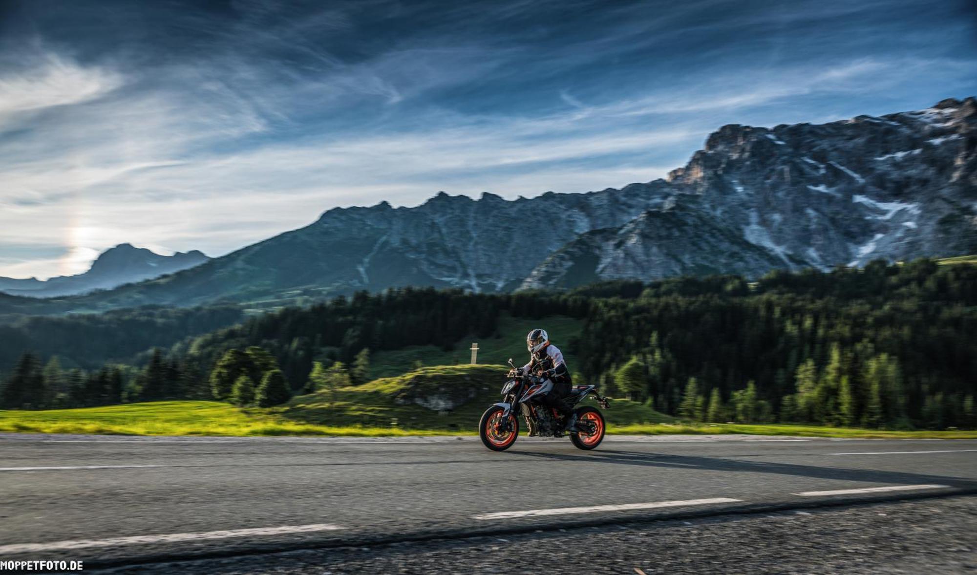 Hotel-Restaurant Bike&Snow Lederer Muhlbach Am Hochkonig Exterior photo