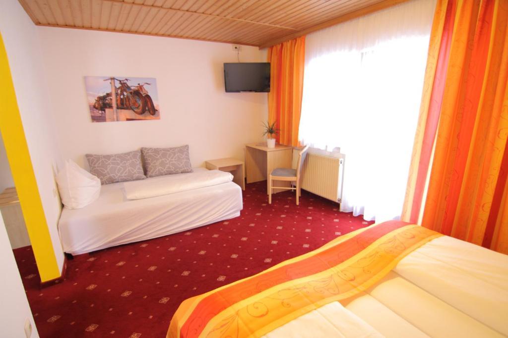 Hotel-Restaurant Bike&Snow Lederer Muhlbach Am Hochkonig Room photo